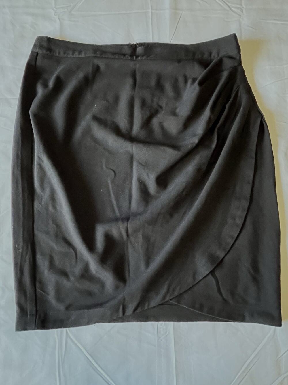 Sunny Leigh Black Faux Wrap Pencil Skirt Size 14 Back Zip Stretch Career Skirt